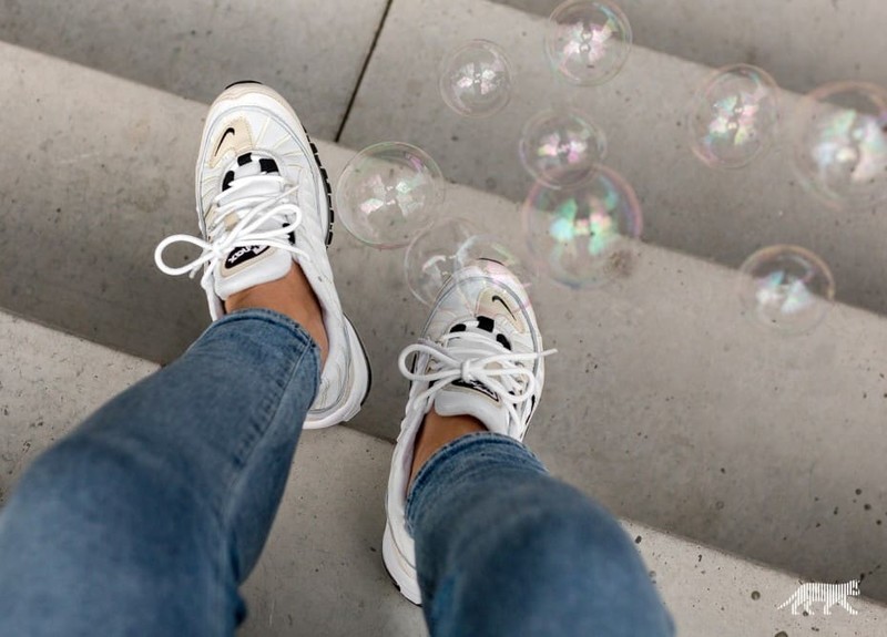 Nike air max 2024 98 white on feet